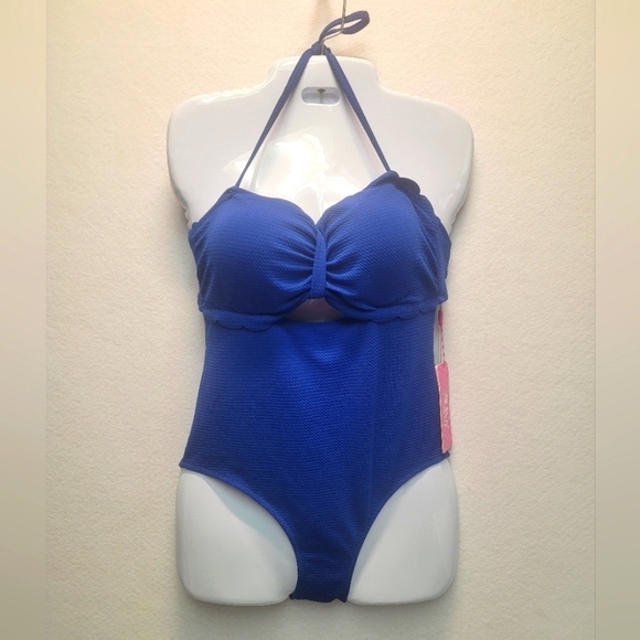 CLEARANCE SALE HML XL one piece swimsuit scalloped edging, cutout front - Picture 1 of 15